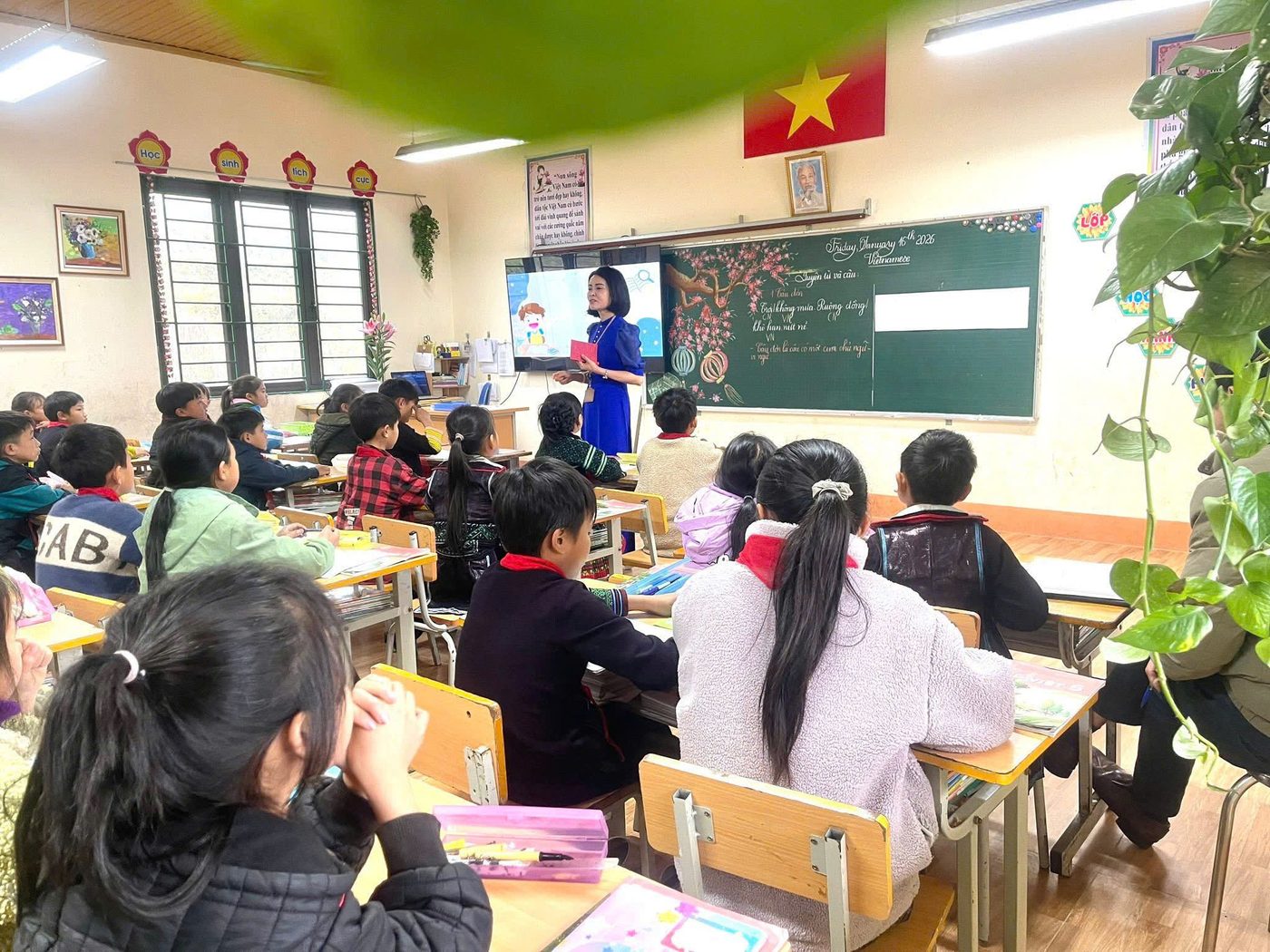 Chỗ ngồi của Lan trong lớp 5A2